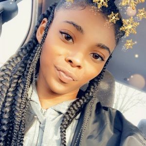 Meet your Posher, Jamia